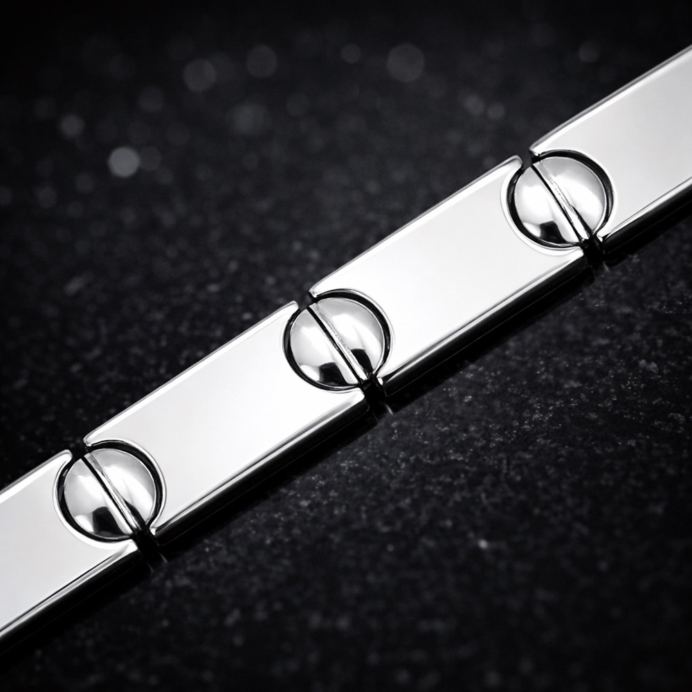 Macy’s Screw Nail Head Polished mirrored statement Sterling silver bracelet